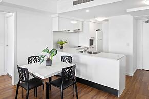 Holiday Holiday Chevron Renaissance