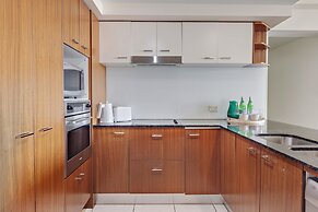 Holiday Holiday Chevron Renaissance