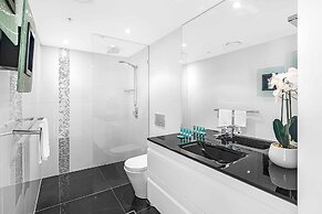 Holiday Holiday Chevron Renaissance