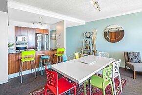 Holiday Holiday Chevron Renaissance