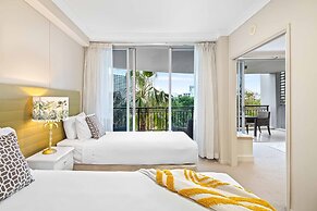 Holiday Holiday Chevron Renaissance