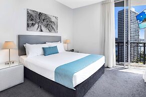 Holiday Holiday Chevron Renaissance