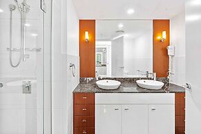 Holiday Holiday Chevron Renaissance