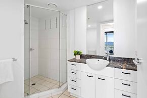 Holiday Holiday Chevron Renaissance