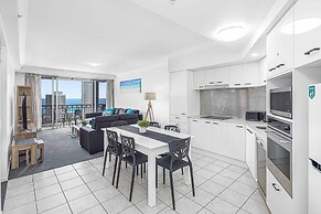 Holiday Holiday Chevron Renaissance