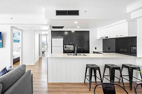 Holiday Holiday Chevron Renaissance