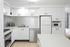 Holiday Holiday Chevron Renaissance