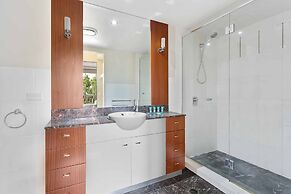 Holiday Holiday Chevron Renaissance