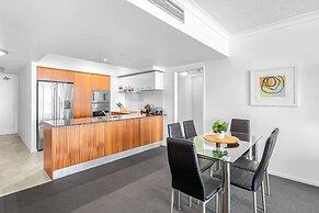 Holiday Holiday Chevron Renaissance