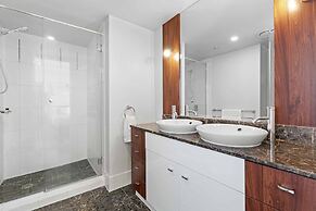 Holiday Holiday Chevron Renaissance