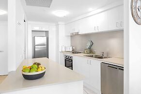 Holiday Holiday Chevron Renaissance