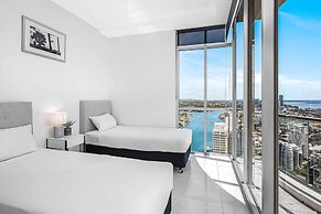 Holiday Holiday Chevron Renaissance