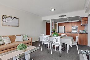 Holiday Holiday Chevron Renaissance