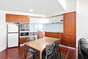 Holiday Holiday Chevron Renaissance