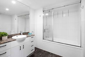 Holiday Holiday Chevron Renaissance