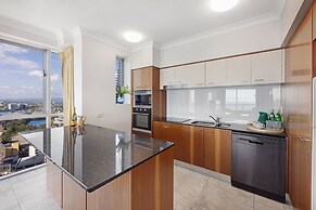 Holiday Holiday Chevron Renaissance