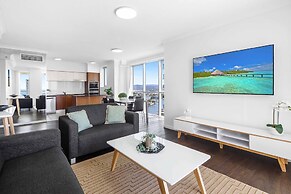 Holiday Holiday Chevron Renaissance