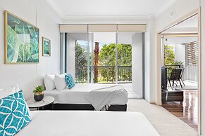 Holiday Holiday Chevron Renaissance