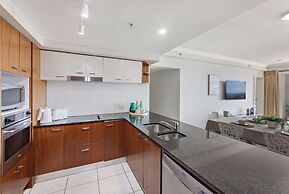 Holiday Holiday Chevron Renaissance