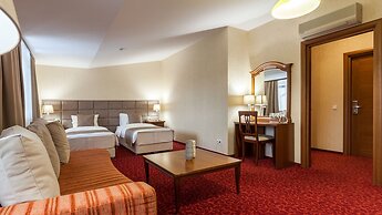 Sosnovy Bor Park-Hotel