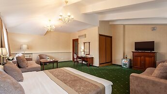 Sosnovy Bor Park-Hotel