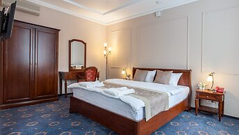 Sosnovy Bor Park-Hotel