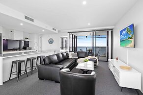 Holiday Holiday Circle On Cavill