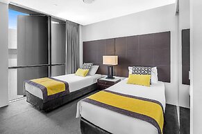 Holiday Holiday Circle On Cavill