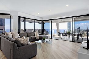 Holiday Holiday Circle On Cavill