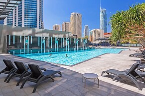 Holiday Holiday Circle On Cavill