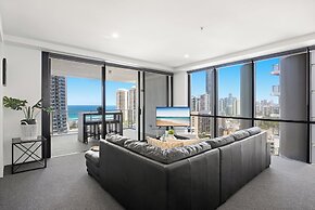 Holiday Holiday Circle On Cavill