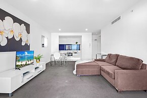 Holiday Holiday Circle On Cavill