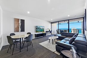 Holiday Holiday Circle On Cavill