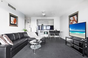 Holiday Holiday Circle On Cavill