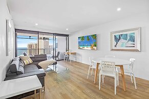 Holiday Holiday Circle On Cavill