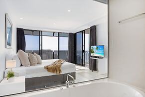 Holiday Holiday Circle On Cavill