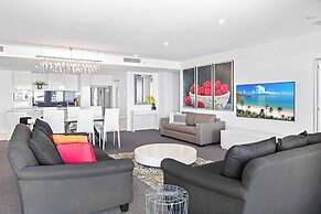 Holiday Holiday Circle On Cavill