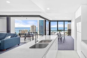 Holiday Holiday Circle On Cavill