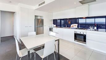 Holiday Holiday Circle On Cavill