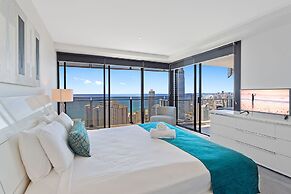 Holiday Holiday Circle On Cavill