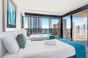 Holiday Holiday Circle On Cavill