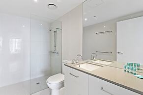 Holiday Holiday Circle On Cavill