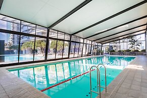 Holiday Holiday Circle On Cavill