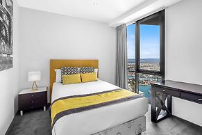 Holiday Holiday Circle On Cavill