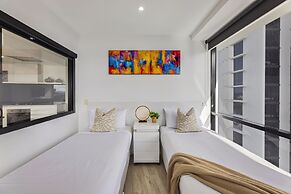 Holiday Holiday Circle On Cavill