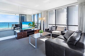 Holiday Holiday Circle On Cavill