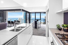 Holiday Holiday Circle On Cavill