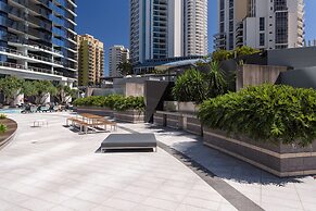 Holiday Holiday Circle On Cavill