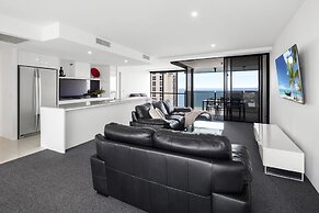 Holiday Holiday Circle On Cavill