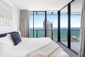 Holiday Holiday Circle On Cavill